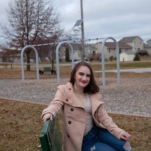 Meet your Posher, Michaela